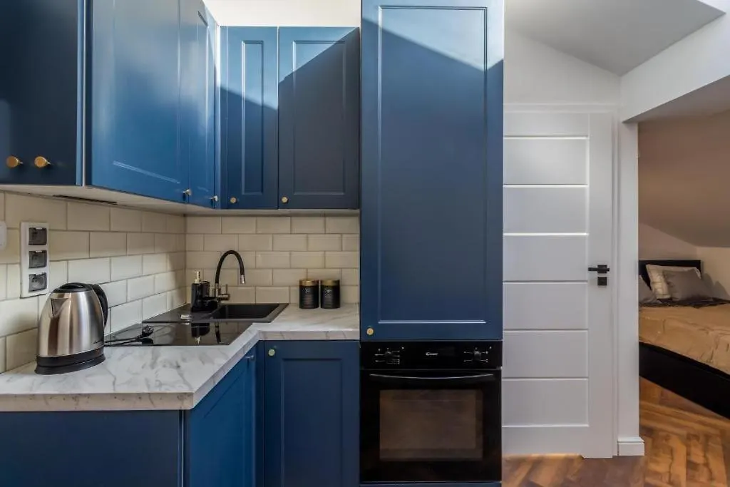 Close-Central Warsaw Apartment - Great Location- Praga Polnoc - 18 People -Marcinkowskiego