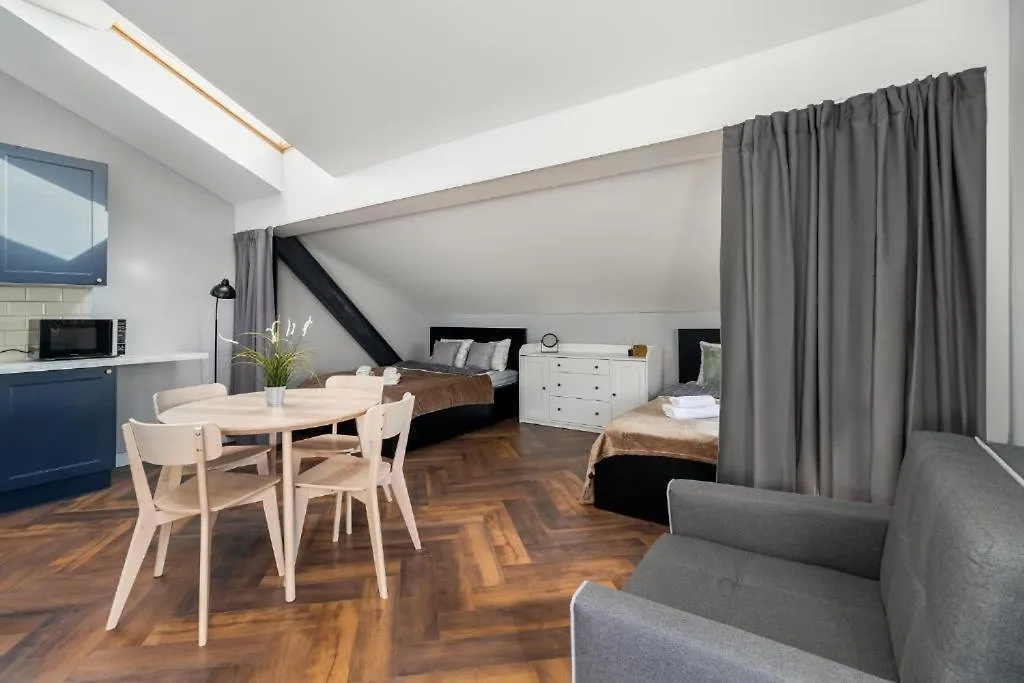 Close-Central Warsaw Apartment - Great Location- Praga Polnoc - 18 People -Marcinkowskiego